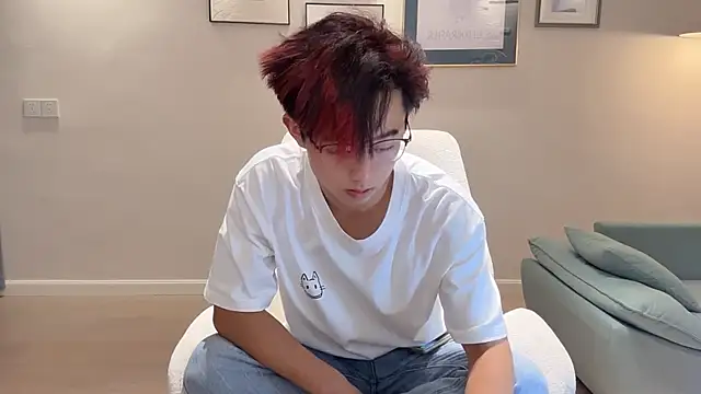 STxuguanhan online show from 10/06/25, 01:30