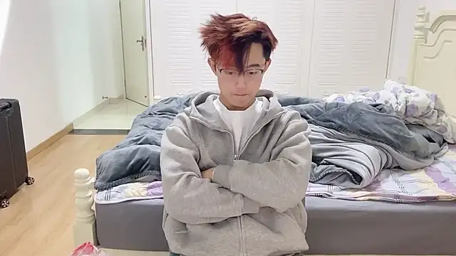 STxuguanhan online show from 11/09/25, 09:40