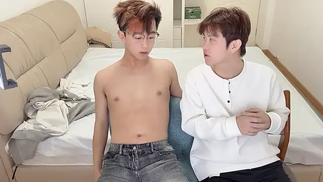 STxuguanhan online show from 11/30/25, 06:17