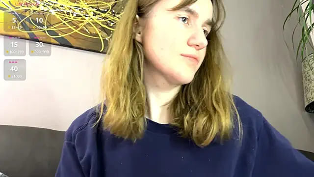 Snapshot of velina__ chatting on 10/18/25, 08:53 velina online show from 10/18/25, 08:53