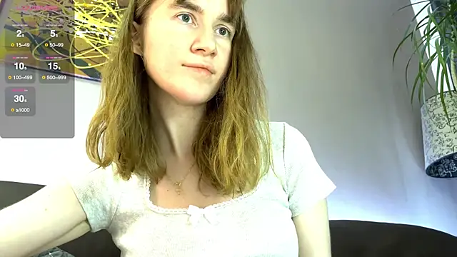 Snapshot of velina__ chatting on 11/04/25, 05:23 velina online show from 11/04/25, 05:23