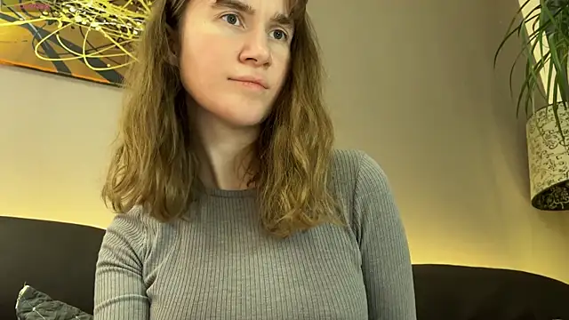 Snapshot of velina__ chatting on 11/06/25, 06:09 velina online show from 11/06/25, 06:09