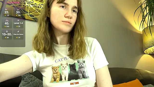 Snapshot of velina__ chatting on 11/25/25, 07:14 velina online show from 11/25/25, 07:14