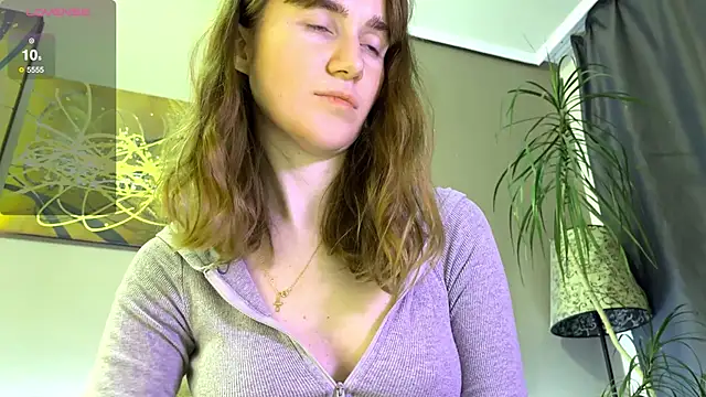 Snapshot of velina__ chatting on 11/29/25, 04:21 velina online show from 11/29/25, 04:21