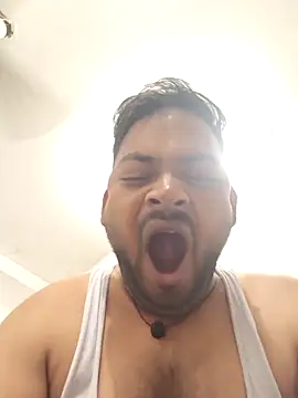 Snapshot of xyz-indian chatting on 10/08/25, 07:33 xyz-indian online show from 10/08/25, 07:33