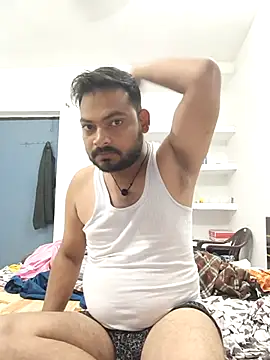 Snapshot of xyz-indian chatting on 10/24/25, 04:47 xyz-indian online show from 10/24/25, 04:47