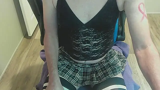 Snapshot of Allie_Kat chatting on 09/14/25, 02:27 Allie Kat online show from 09/14/25, 02:27