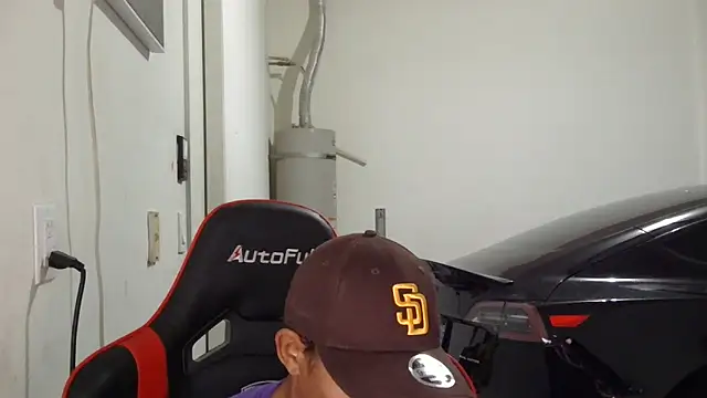 Snapshot of Gmajor chatting on 09/28/25, 02:39 Gmajor online show from 09/28/25, 02:39