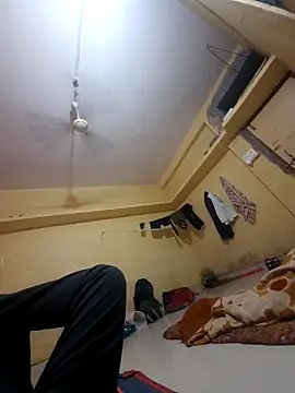 choot paglu online show from 11/01/25, 05:26