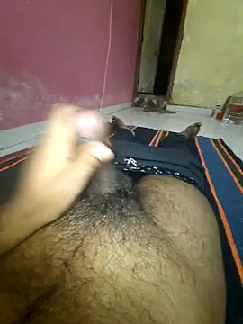 choot paglu online show from 11/21/25, 04:00