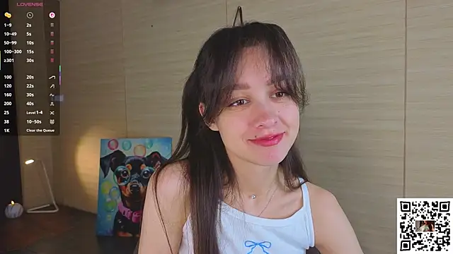 Snapshot of VineciaDestors chatting on 10/12/25, 01:32 VineciaDestors online show from 10/12/25, 01:32