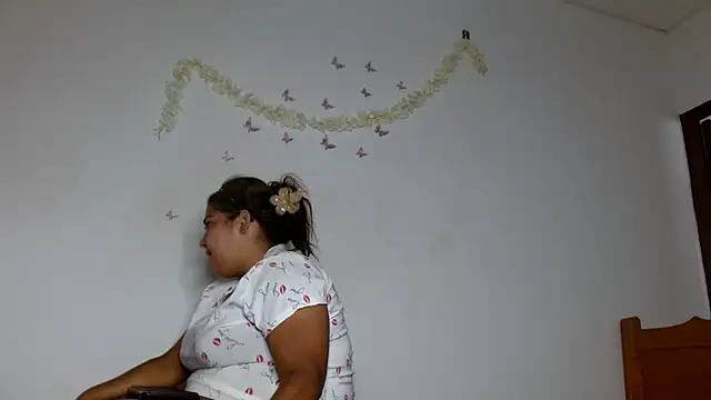 69smallstar online show from 10/27/25, 05:50