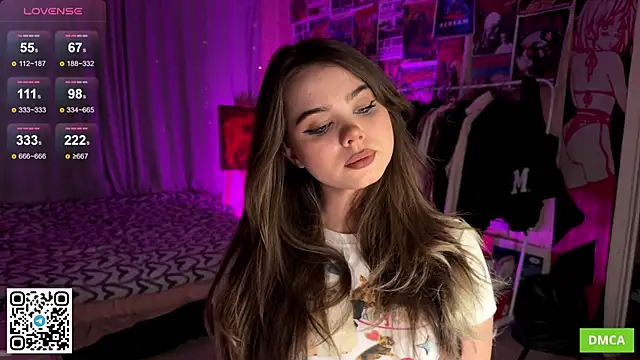 PinkiRay online show from 10/18/25, 05:25