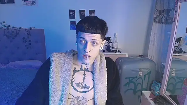 Snapshot of 2cyboy_ chatting on 09/13/25, 07:46 2cyboy online show from 09/13/25, 07:46