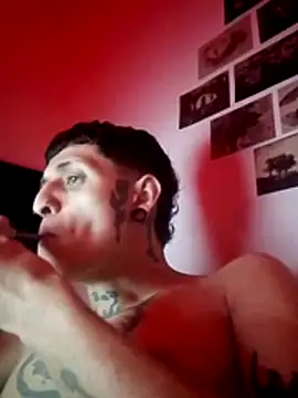 Snapshot of 2cyboy_ chatting on 11/05/25, 04:45 2cyboy online show from 11/05/25, 04:45