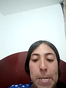 Snapshot of AlessandraPazzi chatting on 05/04/26, 04:19 AlessandraPazzi online show from 05/04/26, 04:19