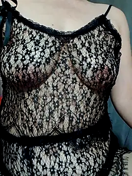 Snapshot of YuchengLy chatting on 09/20/25, 03:46 YuchengLy online show from 09/20/25, 03:46