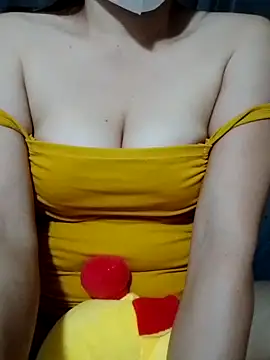 Snapshot of YuchengLy chatting on 09/24/25, 02:20 YuchengLy online show from 09/24/25, 02:20