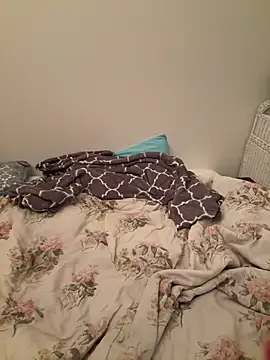 xoxokayy18 online show from 09/24/25, 05:33