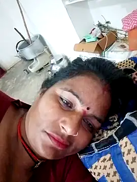 Snapshot of Suhani_hot12 chatting on 11/02/25, 10:45 Suhani hot12 online show from 11/02/25, 10:45