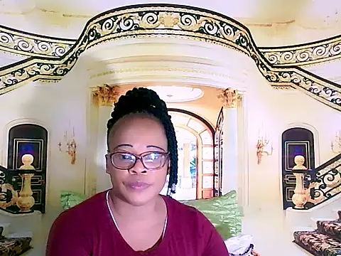 Snapshot of EbonyBloom69 chatting on 09/24/25, 05:16 EbonyBloom69 online show from 09/24/25, 05:16