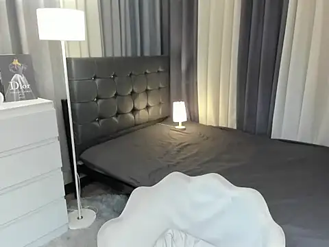 Blaire Samantha online show from 11/29/25, 05:32