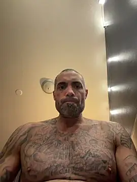 Snapshot of Fine10ne chatting on 12/02/25, 12:05 Fine10ne online show from 12/02/25, 12:05