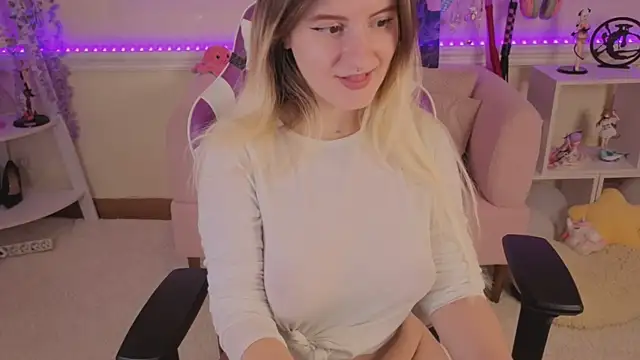 Sonia Meow online show from 10/14/25, 05:30