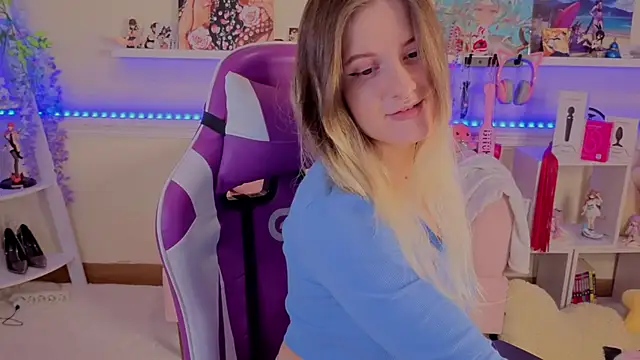 Sonia Meow online show from 11/25/25, 06:35