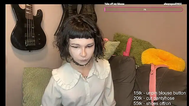 used alice online show from 09/15/25, 03:12