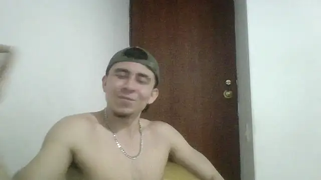 Eross Santy online show from 06/18/26, 03:29