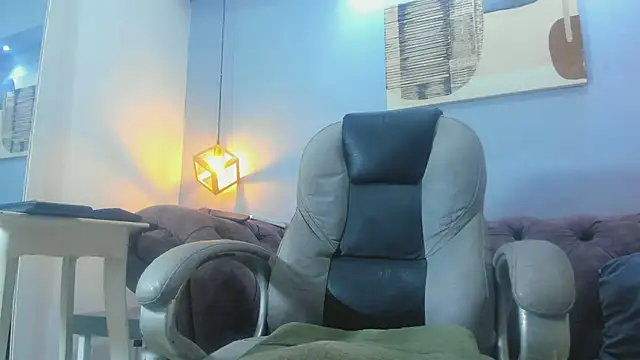 Eross Santy online show from 06/28/26, 04:24
