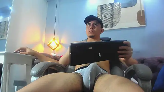 Eross Santy online show from 07/27/26, 02:57