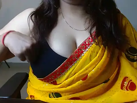 Snapshot of Your_candy_47 chatting on 10/17/25, 04:53 Your candy 47 online show from 10/17/25, 04:53