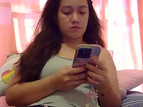 Lovelyclaya online show from 11/27/25, 12:24