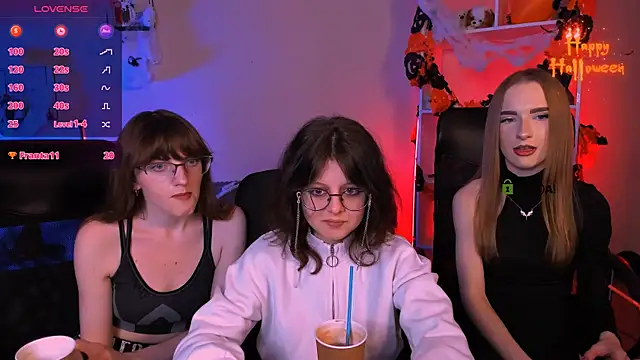 Snapshot of samanta_hotty chatting on 11/02/25, 08:00 samanta hotty online show from 11/02/25, 08:00