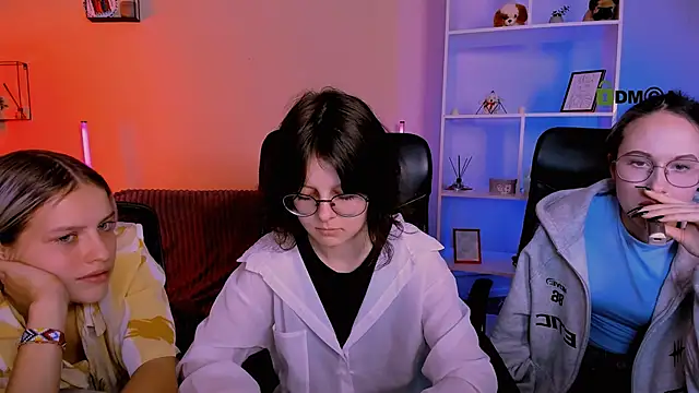 Snapshot of samanta_hotty chatting on 12/02/25, 08:37 samanta hotty online show from 12/02/25, 08:37