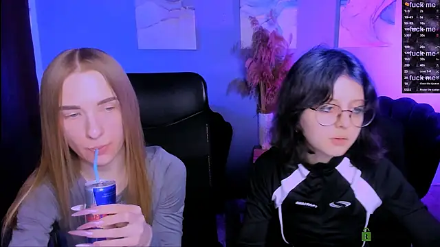 Snapshot of samanta_hotty chatting on 12/14/25, 08:13 samanta hotty online show from 12/14/25, 08:13