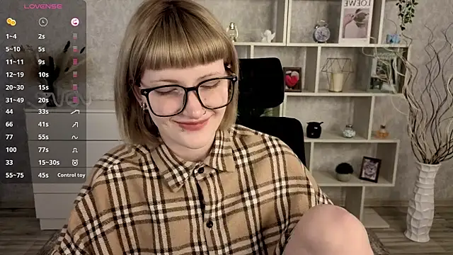 EchoBloom online show from 10/17/25, 10:40