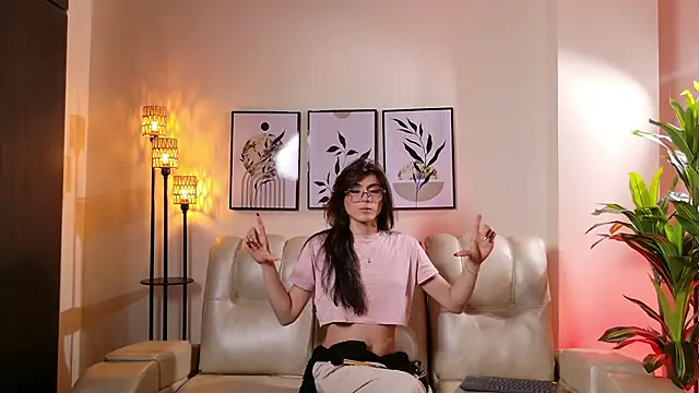 Violeta Foxz online show from 11/17/25, 07:30