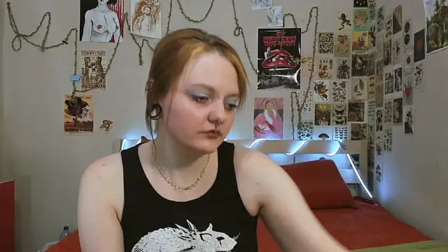 Snapshot of WonderConnie1 chatting on 06/06/26, 03:50 WonderConnie1 online show from 06/06/26, 03:50