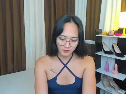 URHottestAngel online show from 09/23/25, 05:32