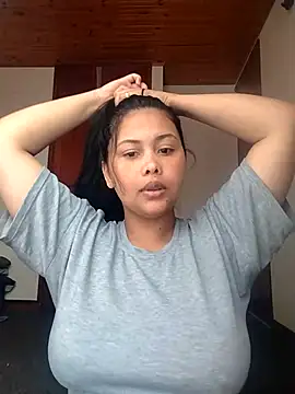 Alessandraa- online show from 06/06/26, 08:35