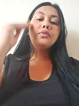Alessandraa- online show from 06/21/26, 06:32