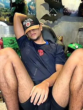 Snapshot of CHR58_ chatting on 10/25/25, 02:13 CHR58  online show from 10/25/25, 02:13