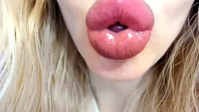 Politeeliza online show from 04/26/26, 12:03