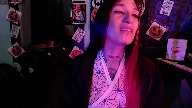 lilithword online show from 10/27/25, 01:04