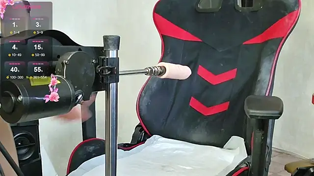 PrettyMegan online show from 09/18/25, 12:18