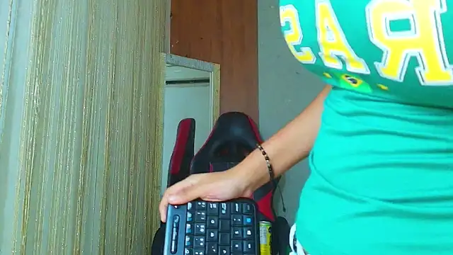 miss leidy  online show from 06/24/26, 03:16