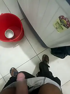 priyansh78584 online show from 10/10/25, 01:54